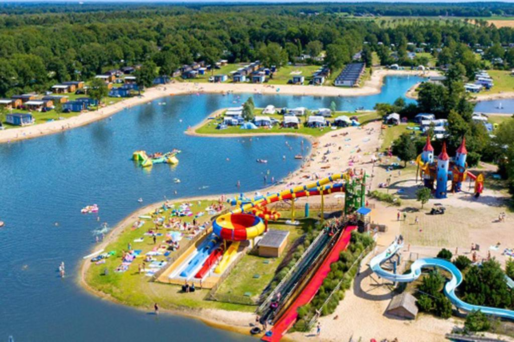 Vechtdalchalet De Berk, 5 Sterrenpark Capfun Stoetenslagh Rheezerveen Экстерьер фото